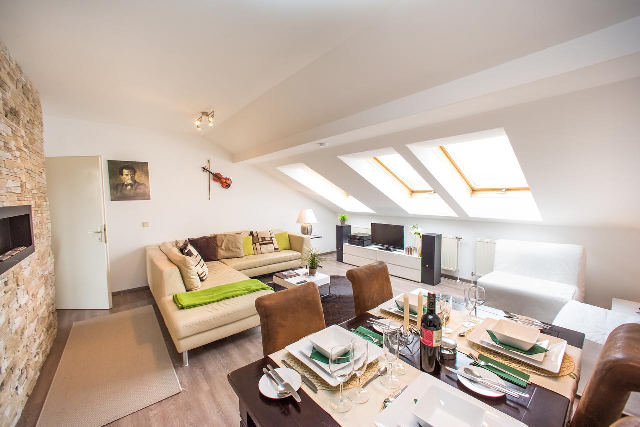 Roof-Terrace Suite Gustav Mahler Wina Bagian luar foto